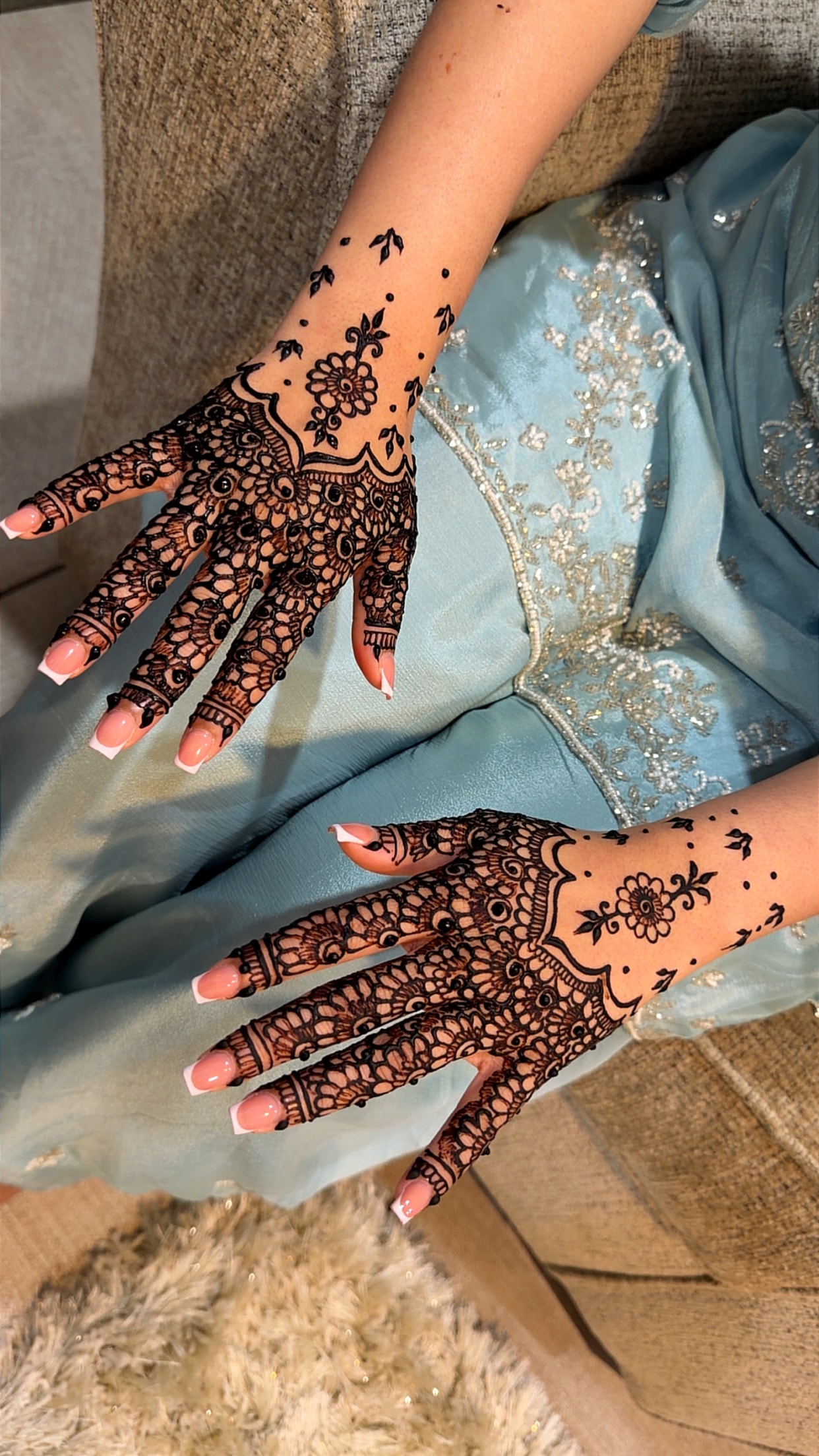 Party henna on both hands